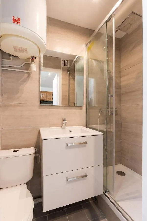 شقة باريس  في Pantheon Private Latin Quarter Studio